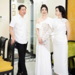 Sam Instagram – Cảm ơn các anh chị em bạn bè hôm qua đã ghé ủng hộ 2 mẹ bỉm với dự án mới ❤️
Em rất biết ơn và hạnh phúc ạ 🫶🫶
Từ nay cả nhà muốn có nụ cười đẹp toả sáng hãy đến với Nha khoa Pasteur của e nhe 🤗🤗