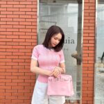 Sam Instagram – Bình thường thì đanh đá
Nhưng được thơm má thì lại ngoan 🥰