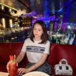 Sam Instagram - Tính mời anh đi ăn tối nhưng lại sợ thành bữa tối của anh 🤭