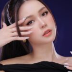 Sam Instagram – Tình yêu của em giống như khoáng sản vậy 
Anh chỉ việc khai thác 😌

Mk @hiwon2412 
Hair @jiminhw309