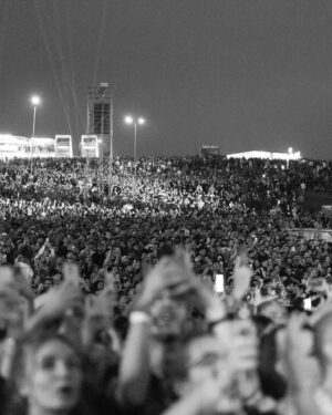 Sam Smith Instagram - Last night was a dream come true. 

São Paulo, thank you for allowing us to feel so FREE, and so LOVED. I’ll never forget these shows xx

And thank you @jessiereyez for joining us. A perfect way to end GLORIA: The Blackout - South America 🤍
