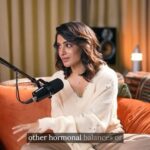 Samantha Instagram - This is why you need a good morning routine ☀️ Unlocking Productivity: Embrace Your Morning Routine & Circadian Rhythm. Start your day with intention and harmony #Take20 @wellnessbyalkesh Full video on my YouTube channel ☺️