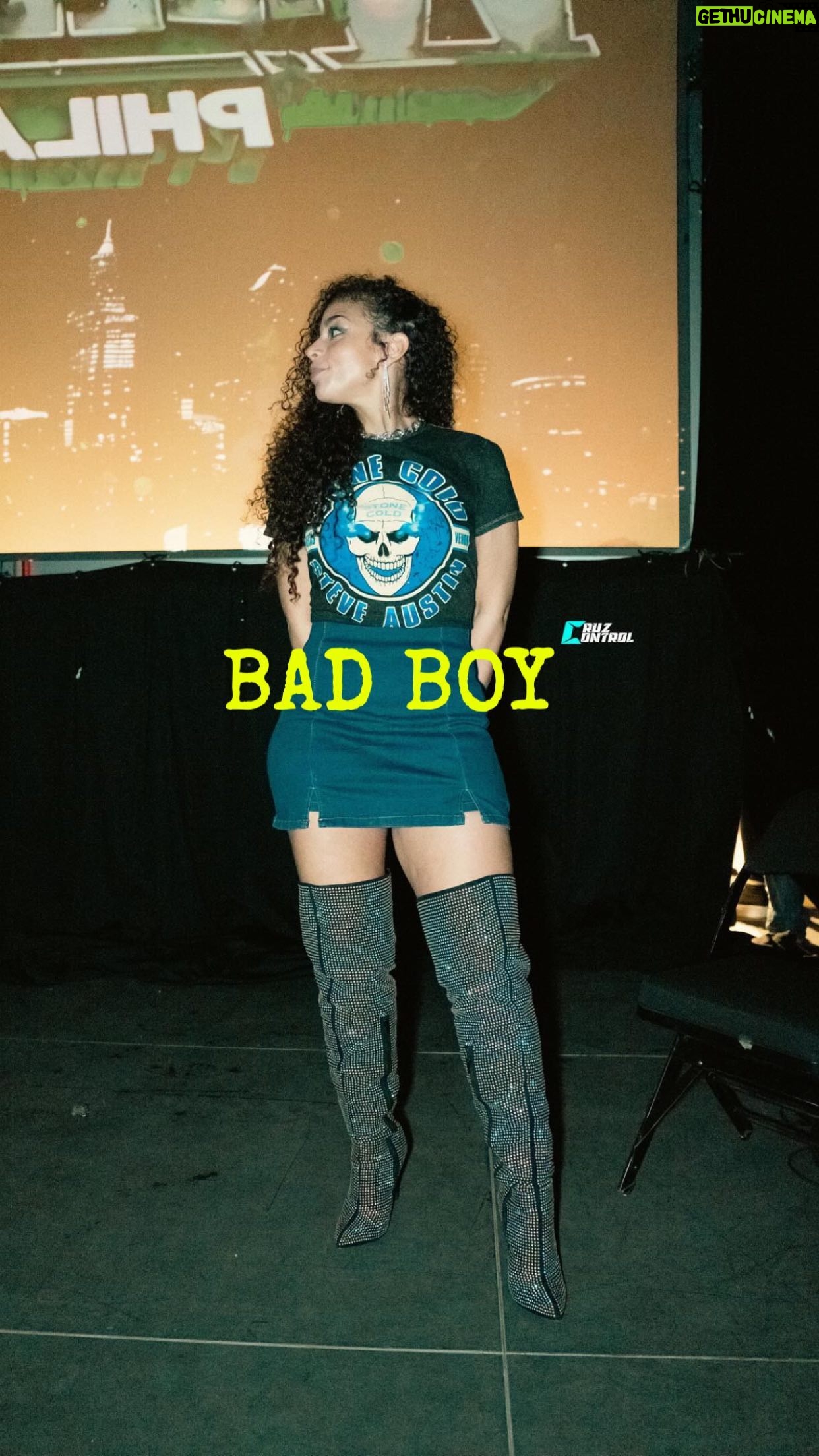 Samantha Johnson Instagram - Had to drop the track! 🔥 @walemania.us 2024 was 💣! Thank you @wale & @kazeem for the opportunity to sing my version of “Bad Boy” -always dedicated to the late, great Scott Hall 🙏🏽 “Bad Boy”-Original theme written by Jim Johnston | Flute & vocals written & performed by Samantha The Bomb | Mixed by @officialiamjord | Videos by @ringerwrestling @thewrestlingclassic.