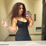 Samantha Johnson Instagram - Ready for Fight Night!! #WWERaw