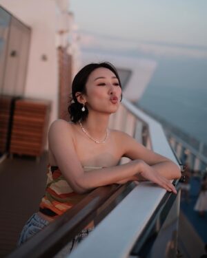 Samantha Ko Instagram - 😊
知道啦～ 身體響警號啦～ 會好好照顧自己啦～ 
不用擔心～ 我份人好有口齒㗎～ 說到會做到㗎～ 
OK？👌

#sammko #sunsetlover #sweetdreams