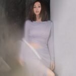 Samantha Ko Instagram - 想換髮型了 換什麼好呢？💜 #sammko