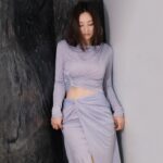 Samantha Ko Instagram - 想換髮型了 換什麼好呢？💜 #sammko
