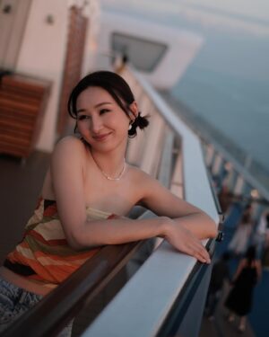 Samantha Ko Instagram - 😊
知道啦～ 身體響警號啦～ 會好好照顧自己啦～ 
不用擔心～ 我份人好有口齒㗎～ 說到會做到㗎～ 
OK？👌

#sammko #sunsetlover #sweetdreams