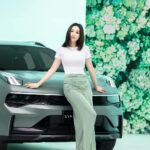 Samantha Ko Instagram – 開車去露營也是一個不錯的選擇🏝️

#sammko #makingof