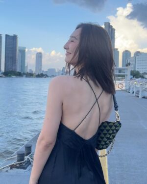 Samantha Ko Instagram - 想去旅行了🌴🌻☀️🏖️

#sammko