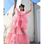 Samantha Logan Instagram - Only 3 days left to vote! Let’s USE OUR VOICES ✨ Creative Director and Stylist: @alimullin Photographer: @graphicsmetropolis Hair: @tedgibson @starring Makeup: @aaronpaulbeauty Writer: @brielle03 Photographer Assistant: @mdileophoto Stylist Assistant: @m1chelle_k #vote #abookof #styledbyali