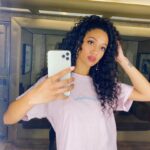 Samantha Logan Instagram - 4am | what is sleep?