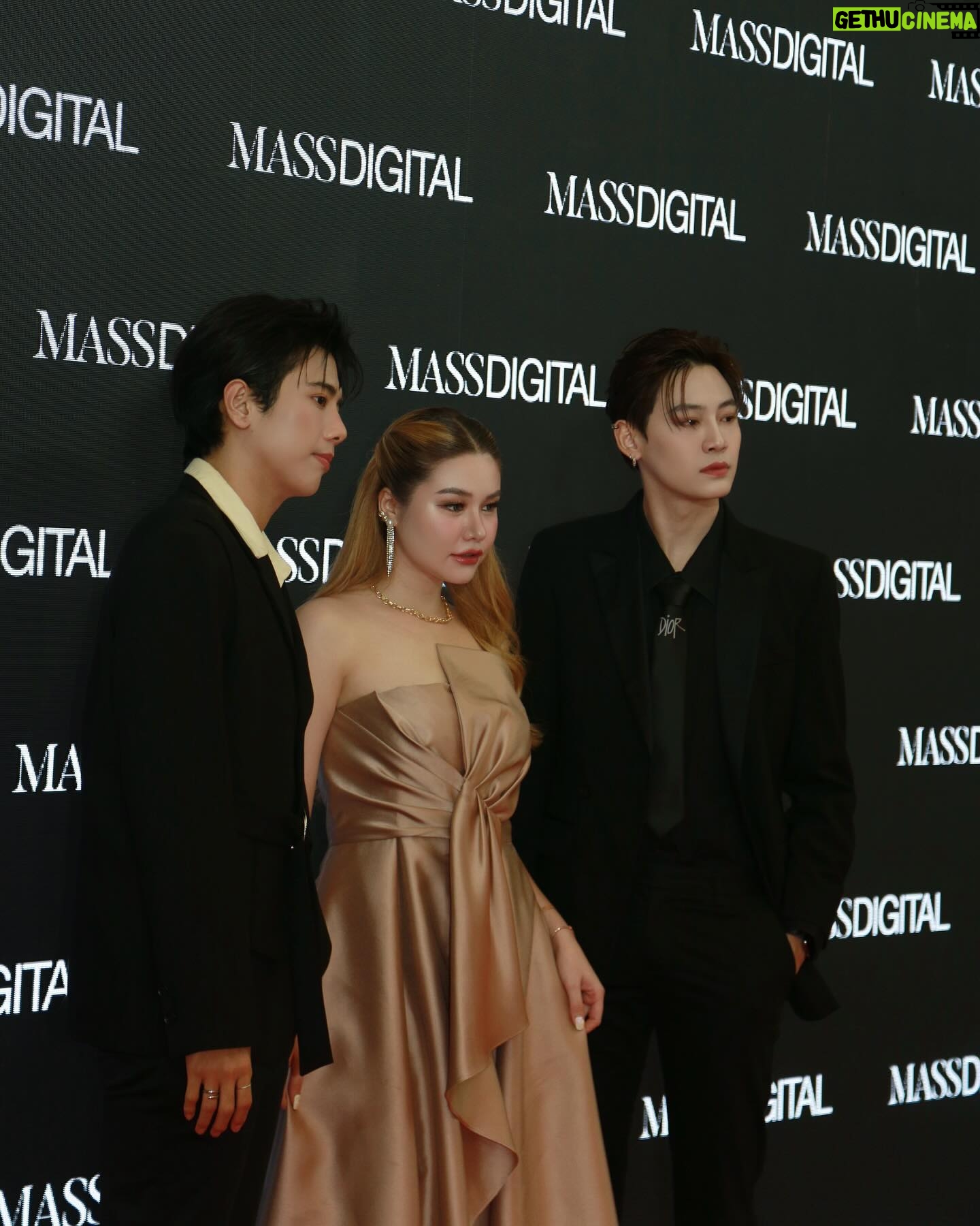Samantha Melanie Coates Instagram - Kick off the year in style with Mass Digital! Presenting the latest extravagant gala, 'A GLAMOROUS REVEAL,' to express gratitude to the significant individuals who have collaborated with us throughout the past year. From various brand partners to celebrities and artists, fostering warm relationships to elevate further. Join us for an opulent reception on this very special evening at Siam Kempinski Bangkok Hotel. #MassDigital #Digitaria #KOLManagement #AGlamorousReveal #SiamKempinskiBangkok