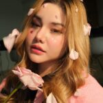 Samantha Melanie Coates Instagram - 🏹dear cupid, try again💘 #happyvalentinesday Make up: @jainieme Hair: @tatar_styles