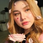 Samantha Melanie Coates Instagram - 🏹dear cupid, try again💘 #happyvalentinesday Make up: @jainieme Hair: @tatar_styles