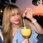 Samantha Melanie Coates Instagram – 🍹