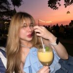 Samantha Melanie Coates Instagram – 🍹