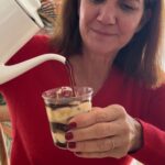Samantha Vallejo-Nágera Instagram - Receta tiramisú con más café ☕️ 🤎 Bizcocho de soletilla 500gr de queso Mascarpone 6 huevos 1 naranja Cacao en polvo 160gr de azúcar 700 ml de café