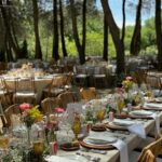 Samantha Vallejo-Nágera Instagram - ¿Quién da más? 1.Jardineando 💐 2.Aperitivo en @casataberna 🍽️ 3.Todos bailando y @rochilaffon pisando la caca de su perro 4. Boda en el pinar de @dehesavalbueno 5. #casateconmigo 💍 6. Tarta perfecta de la hermana de @annaicklocqueneux 7. Lleno de bebés 🐄 8. Carlos concursante de #masterchef1 haciendo prácticas en @casataberna 👨🏻‍🍳 9. Mi pasta preferida 🍝 10. Roscón y su capa favorita ❤️