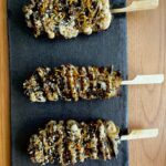 Samantha Vallejo-Nágera Instagram – Anticuchos, sanguchón, lomo saltado, pollito a la brasa… ¡Planazo! Un trozo de 🇵🇪Peru @llamainnmadrid