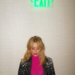 Samara Weaving Instagram - What happened last week? @dorso 💕🫡