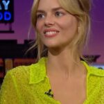 Samara Weaving Instagram – @samweaving shows why she is the ultimate scream queen #latelateshow #screamvi #samaraweaving