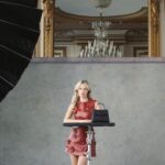 Samara Weaving Instagram - It’s in the bag 🖤 @maisonvalentino