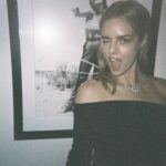 Samara Weaving Instagram - Always in 🖤 🤠