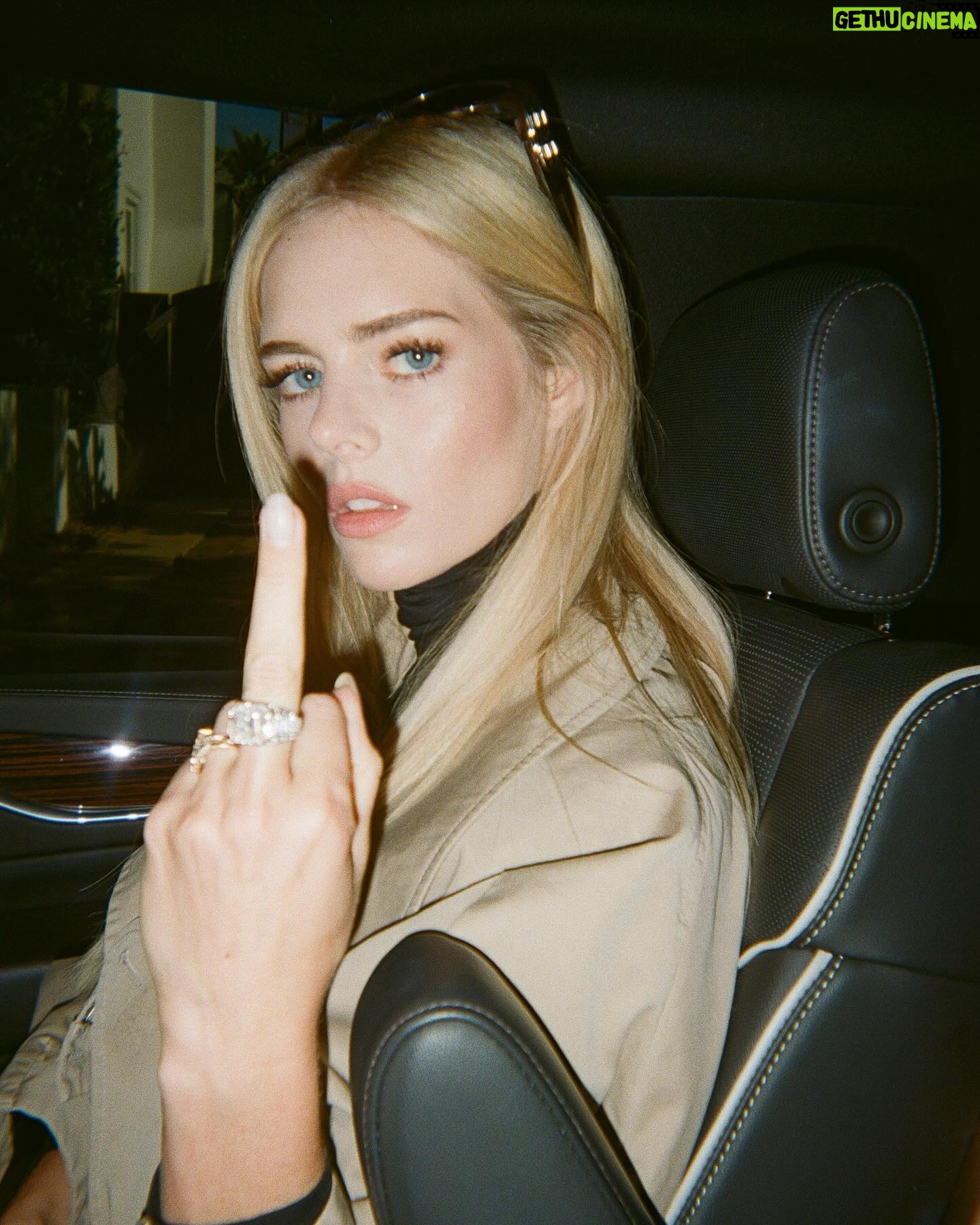 Samara Weaving - 91.7K Likes - It’s giving overheard in LA.  @balenciaga