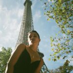 Samara Weaving Instagram - Paris is always a good idea. London too. 📸 by @trouserteeth