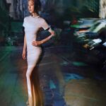 Sammi Cheng Instagram - ♥️♥️♥️♥️ #這麽多年一直努力發掘可造可塑可行性 攝影師陳漫建議在Mi兩頰加上三五成群小雀斑😄 Why not？ let’s add it!! 😁 做自己。也做些不同的自己。好玩。😄 @chenman @elle @ysl #ysl #jewellery #womanportrait #elle #makeuptutorial #makeupideas #makeup #freckles #frecklesmakeup