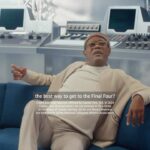 Samuel L. Jackson Instagram - @charleswbarkley said traveling by blimp was the best way to get to the #MFinalFour, but @jennifer.garner, @officialspikelee and I aren’t so sure… @capitalone #CapitalOnePartner #MarchMadness
