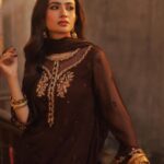 Sana Javed Instagram - 🤎 @azureofficial.pk