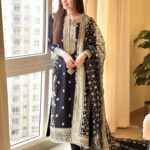 Sana Javed Instagram - Eid in @kanwalmalik.official ❤️ Footwear : @dazzlebysarah 💕