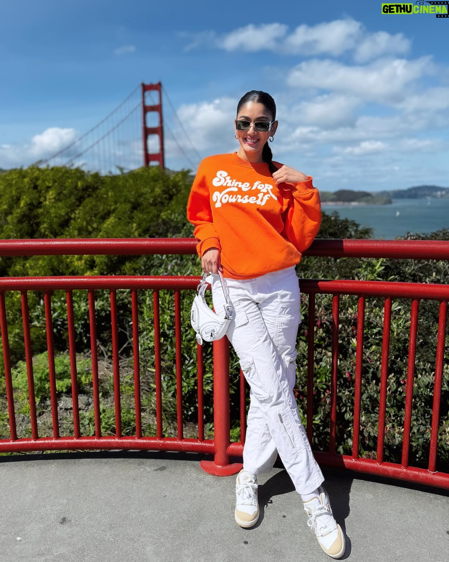 Sana Makbul Instagram - As my sweatshirt said ☝🏼 #sanfransisco#goldengatebridge#america#usa