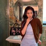 Sana Minatozaki Instagram - 🚰🩵🔦
