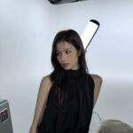 Sana Minatozaki Instagram - @yslbeauty 💄🩷🖤