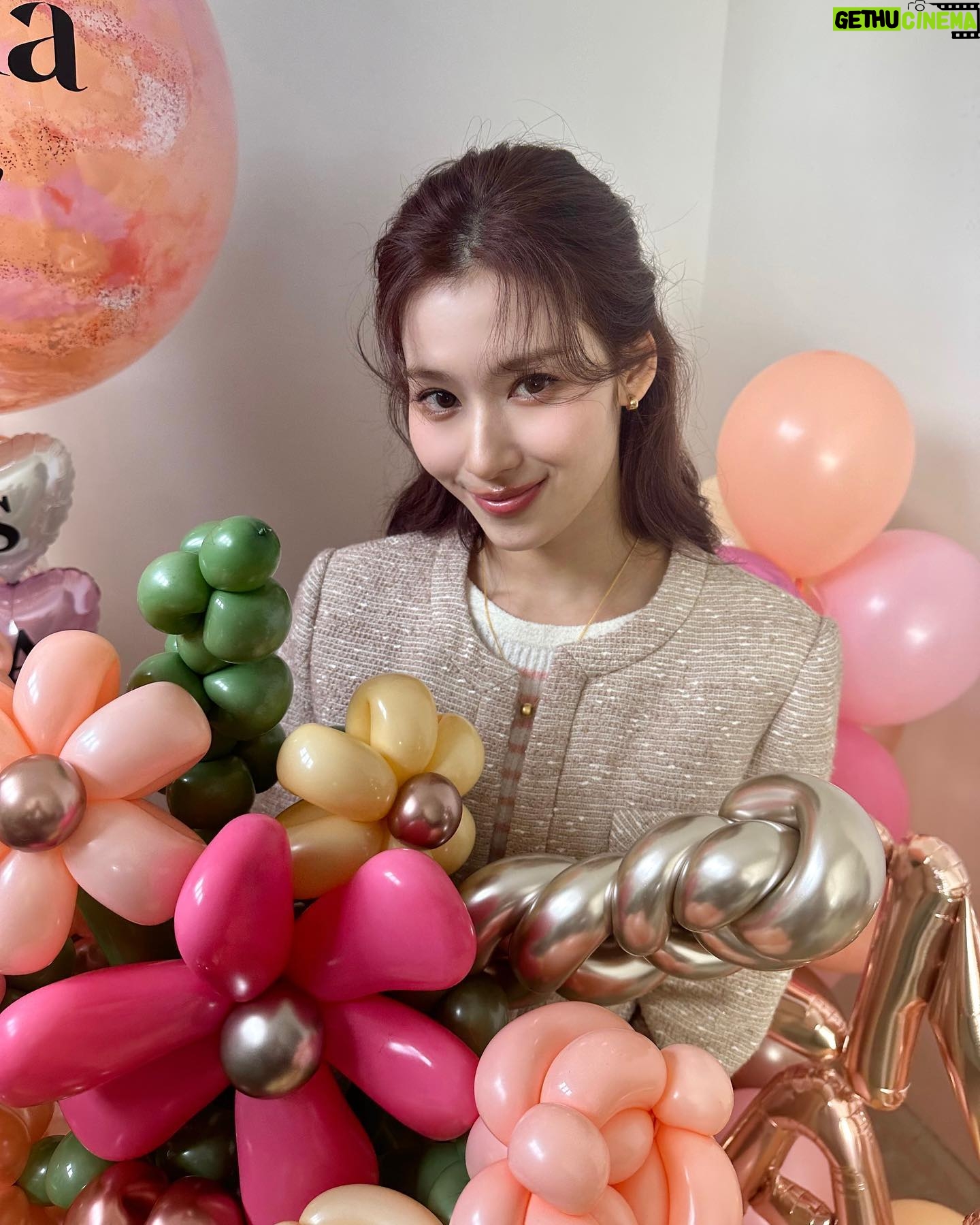 Sana Minatozaki Instagram - 르니나🌸 팝업에서 만난 원스들 반가웠어요🤍
