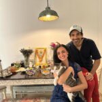 Sanaya Irani Instagram - Navroz Mubarak. Wishing everyone a year filled with love, prosperity and sweet moments 😊😊. #gusiranisehgal #navrozmubarak #parsinewyear