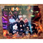 Sandara Park Instagram - Some things never change. I keep coming back to Universal Studio Singapore and group shot at the revenge of the mummy is a must!!! 2014 vs 2024 🤣👻 #UniversalStudiosSingapore #RWSentosa #RWSMoments