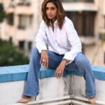 Sandhya Shetty Instagram - Me my white-shirt , Denim and my Attitude ❤ #passion #dedication #acting #camera #lovemywork Photographer @aslamshaikh104 Designer @kaushikshrimanker @oraios_design_studio HMU @ramaniya_by_apoorvaks @makeup.by.pratiksha Cinematographer @swapnil7898 Lights @mahajanswagat #sandhyashetty #Nofear #actor #supermodel #internationalspeaker #CommonWealthKarateChampion2015 #style #fashion #whiteshirt #denim #womenpower #womenleader #fitness #actorslife #bollywood #motivation #Dharavibank #coronapapers #selfdefense #selfawareness #mentalhealth #bebold #choices #freedom #mylifemyrules ❤