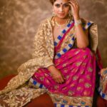 Sandhya Shetty Instagram - The Elegance Beauty and Attitude in adorning the Royal Saree and Jewellery makes the woman look Timeless ❤️ #sandhyashetty #Nofear #actor #supermodel #internationalspeaker #CommonWealthKarateChampion2015 #style #fashion #womenpower #fitness #saree #royal #jewellery #nosering #actorslife #bollywood #hollywood #Dharavibank #coronapapers #mylifemyrules ❤ Photographer @aslamshaikh104 Videographer @swapnil7898 Designer @kaushikshrimanker Makeup @ramaniya_by_apoorvaks Hair @beautyblush_07