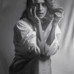 Sandhya Shetty Instagram – Desire to excel brings me closer to my goals with unshakeable Focus💥❤🙏
#passion #dedication #acting #camera #hunger #goal #focus #lovemywork
Photographer @aslamshaikh104
Designer @kaushikshrimanker @oraios_design_studio
HMU @ramaniya_by_apoorvaks
@makeup.by.pratiksha
Cinematographer @swapnil7898
Lights @mahajanswagat
#sandhyashetty #Nofear #actor #supermodel #internationalspeaker #CommonWealthKarateChampion2015 #fitness #actorslife #bollywood #motivation #Flow #Dharavibank #coronapapers #selfdefense #selfawareness #mentalhealth #bebold #freedom #mylifemyrules ❤