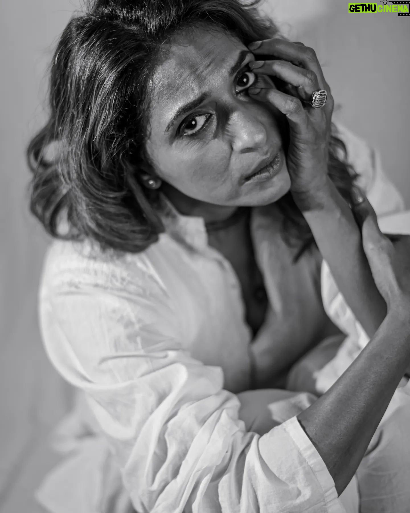 Sandhya Shetty Instagram - The Hunger that drives so passionately towards one's goal π₯β€π #passion #dedication #acting #camera #hunger #goal #focus #lovemywork Photographer @aslamshaikh104 Designer @kaushikshrimanker @oraios_design_studio HMU @ramaniya_by_apoorvaks @makeup.by.pratiksha Cinematographer @swapnil7898 Lights @mahajanswagat #sandhyashetty #Nofear #actor #supermodel #internationalspeaker #CommonWealthKarateChampion2015 #fitness #actorslife #bollywood #motivation #Flow #Dharavibank #coronapapers #selfdefense #selfawareness #mentalhealth #bebold #freedom #mylifemyrules β€