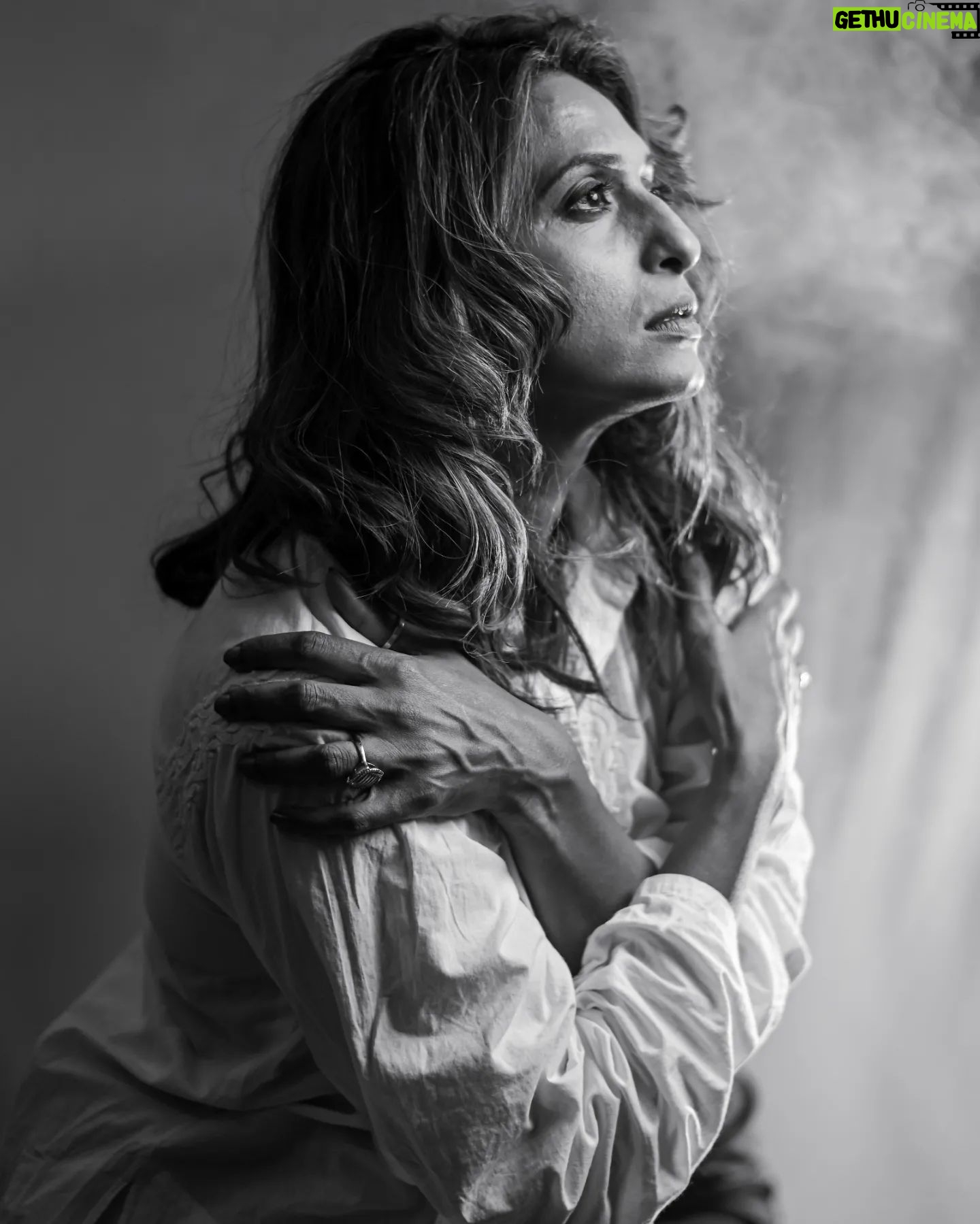 Sandhya Shetty Instagram - Desire to excel brings me closer to my goals with unshakeable Focus💥❤🙏 #passion #dedication #acting #camera #hunger #goal #focus #lovemywork Photographer @aslamshaikh104 Designer @kaushikshrimanker @oraios_design_studio HMU @ramaniya_by_apoorvaks @makeup.by.pratiksha Cinematographer @swapnil7898 Lights @mahajanswagat #sandhyashetty #Nofear #actor #supermodel #internationalspeaker #CommonWealthKarateChampion2015 #fitness #actorslife #bollywood #motivation #Flow #Dharavibank #coronapapers #selfdefense #selfawareness #mentalhealth #bebold #freedom #mylifemyrules ❤