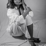 Sandhya Shetty Instagram - The Hunger that drives so passionately towards one's goal 💥❤🙏 #passion #dedication #acting #camera #hunger #goal #focus #lovemywork Photographer @aslamshaikh104 Designer @kaushikshrimanker @oraios_design_studio HMU @ramaniya_by_apoorvaks @makeup.by.pratiksha Cinematographer @swapnil7898 Lights @mahajanswagat #sandhyashetty #Nofear #actor #supermodel #internationalspeaker #CommonWealthKarateChampion2015 #fitness #actorslife #bollywood #motivation #Flow #Dharavibank #coronapapers #selfdefense #selfawareness #mentalhealth #bebold #freedom #mylifemyrules ❤