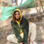 Sandhya Shetty Instagram - Feeling Happy ❤️ #sandhyashetty #Nofear #actor #supermodel #internationalspeaker #CommonWealthKarateChampion2015 #style #fashion #womenpower #fitness #happy #actorslife #bollywood #hollywood #Dharavibank #coronapapers #mylifemyrules ❤ Photographer @aslamshaikh104 Videographer @swapnil7898 Designer @kaushikshrimanker Makeup @ramaniya_by_apoorvaks Hair @beautyblush_07