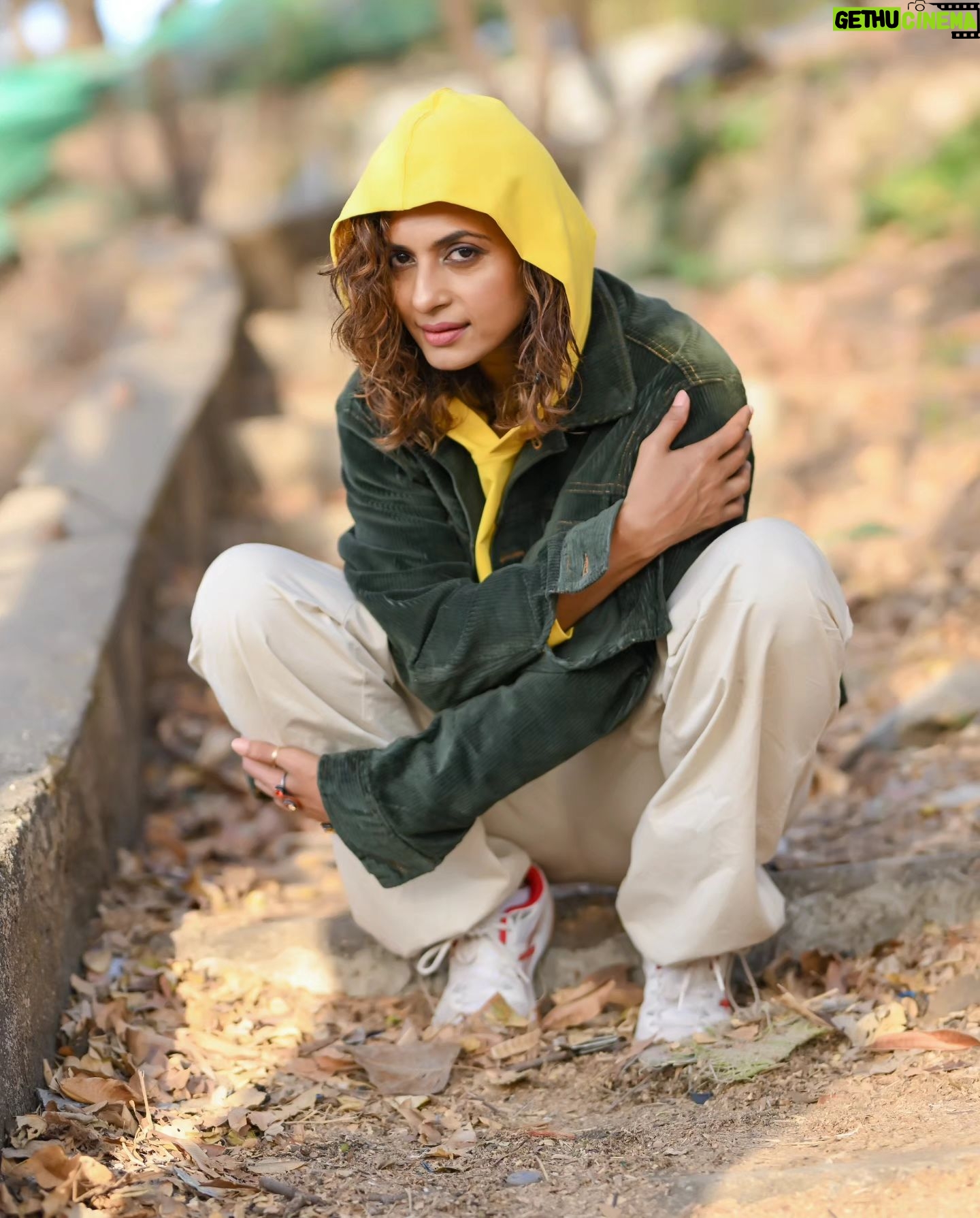 Sandhya Shetty Instagram - Feeling Happy ❤️ #sandhyashetty #Nofear #actor #supermodel #internationalspeaker #CommonWealthKarateChampion2015 #style #fashion #womenpower #fitness #happy #actorslife #bollywood #hollywood #Dharavibank #coronapapers #mylifemyrules ❤ Photographer @aslamshaikh104 Videographer @swapnil7898 Designer @kaushikshrimanker Makeup @ramaniya_by_apoorvaks Hair @beautyblush_07