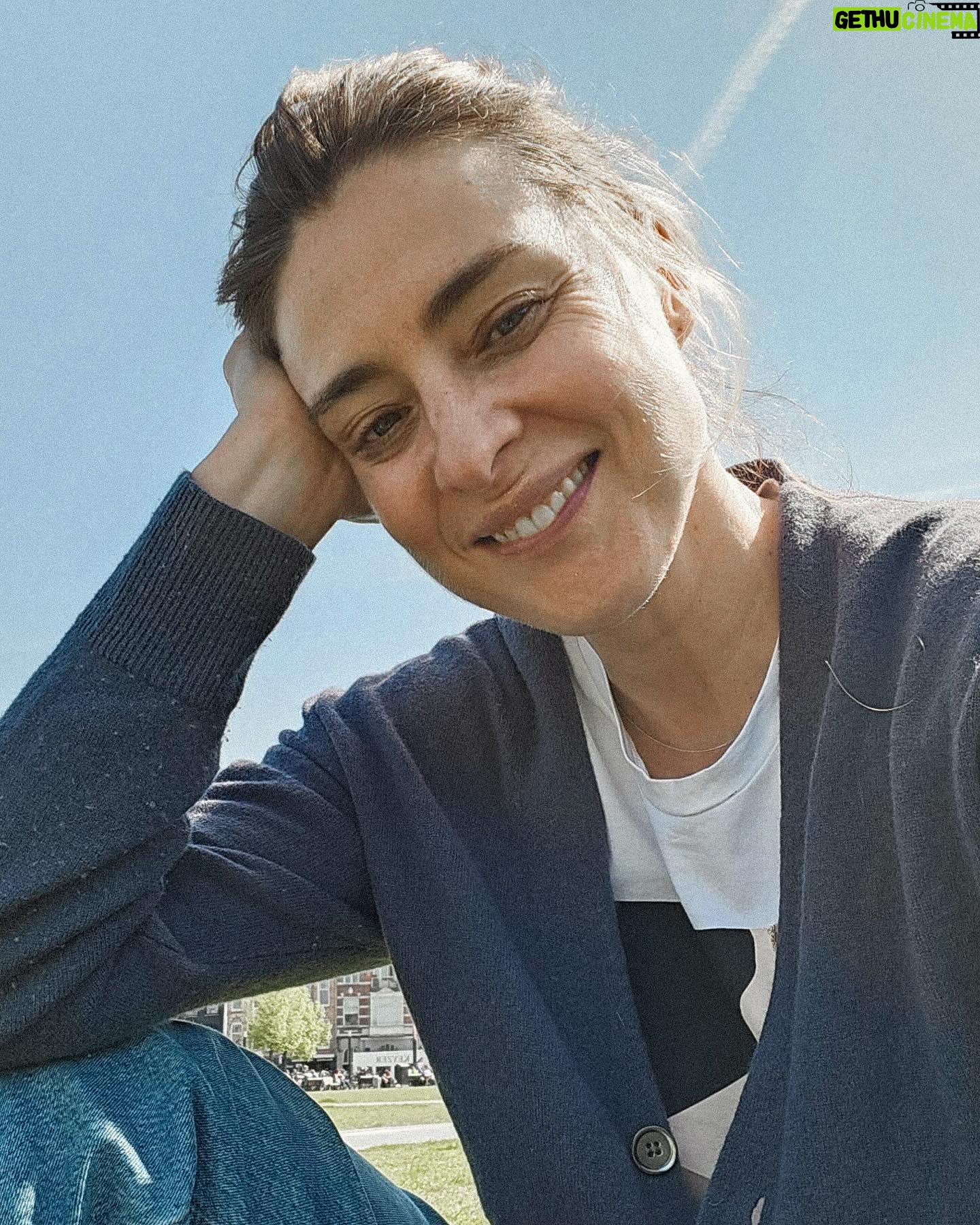 Sandra Barneda Instagram - Photodump de los últimos días ✨ ¿Cómo han ido los vuestros? Contadme que me gusta leeros 🩷