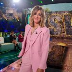 Sandra Barneda Instagram - Popurrí de @supervivientestv 💚 Esta noche, nuevo Conexión Honduras a las 22:00h en @telecincoes con la reincorporación de Laura Matamoros al grupo tras su repesca 🚨 ¿Cómo reaccionarán? Os leo #Supervivientes